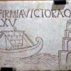 Particolare della lastra di chiusura di sarcofago di Firmia Victora